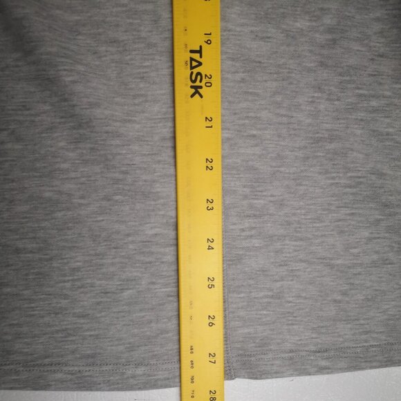 Reebok Ladies Size Small Light Grey w/ Dark Grey Front Trim Open Cardigan - Picture 9 of 9